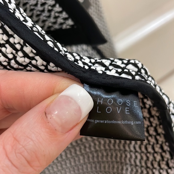 Generation Love Open Blazer Stunning! Small - Picture 5 of 8